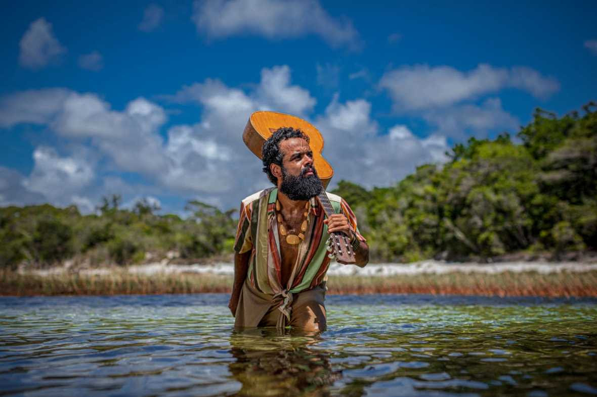 Julico Lança Ikê Maré Em Vinil Pitaya Cultural 5208